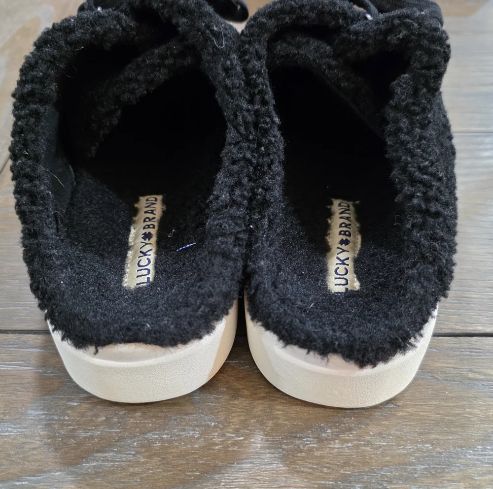 Lucky Brand Tolini Black Faux Fur Sherpa Mule Sneakers Size 7.5 Slip On